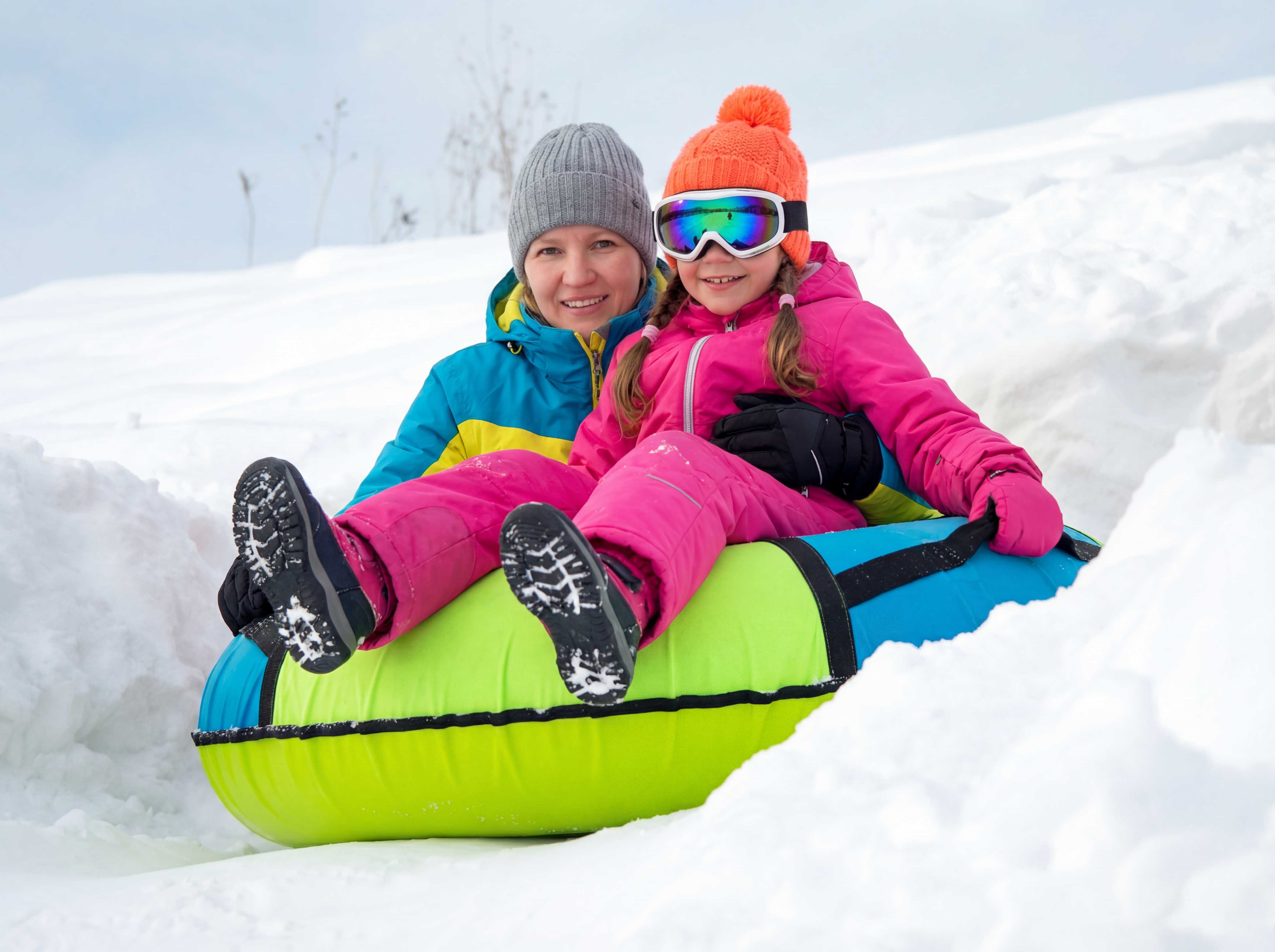 Надувной бублик для катания с горки
